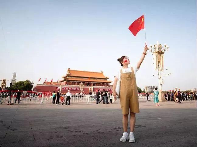 女生喜欢你,到底会有哪些表现?-互动问答社区